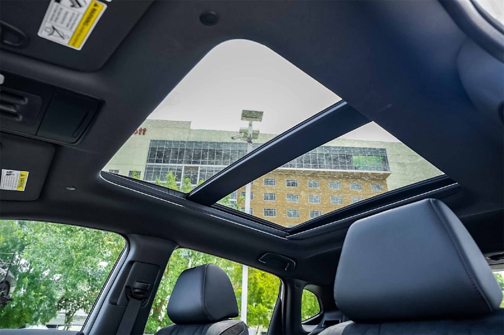 Thumbnail: 2025 Acura ADX - 21