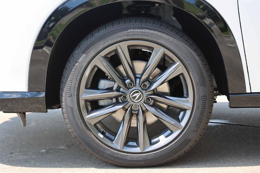 Thumbnail: 2025 Acura ADX - 8