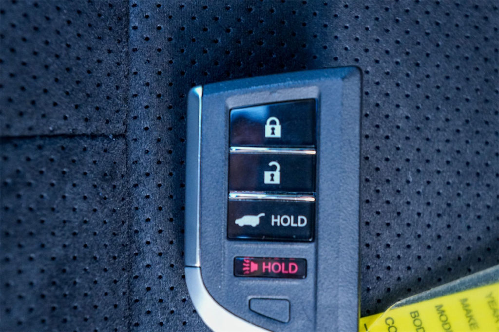 Thumbnail: 2025 Acura ADX - 19