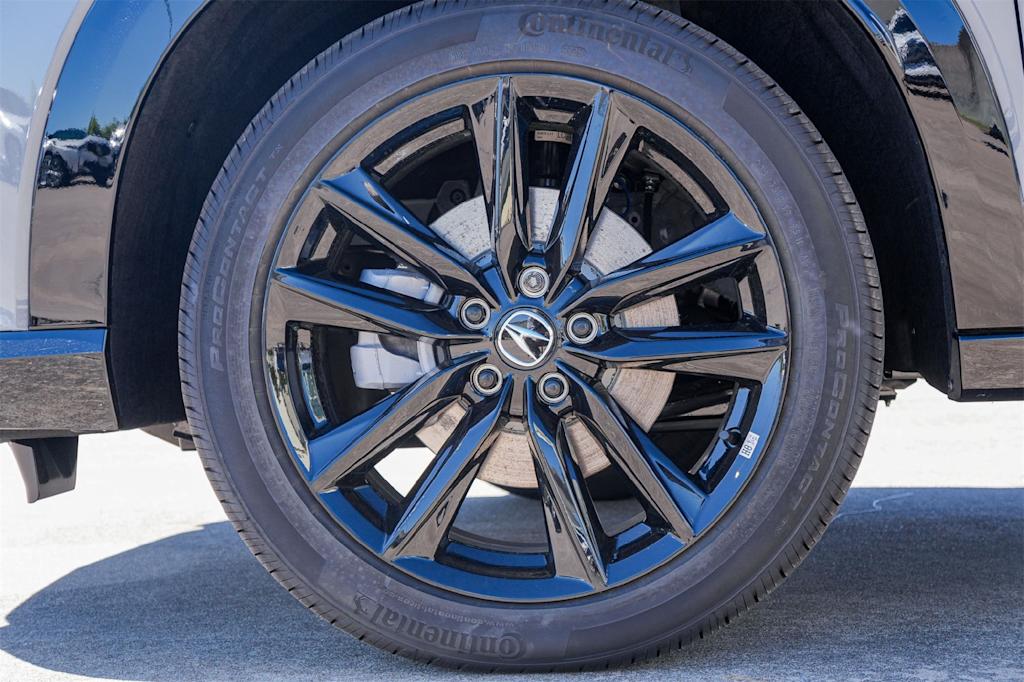 Thumbnail: 2025 Acura ADX - 8