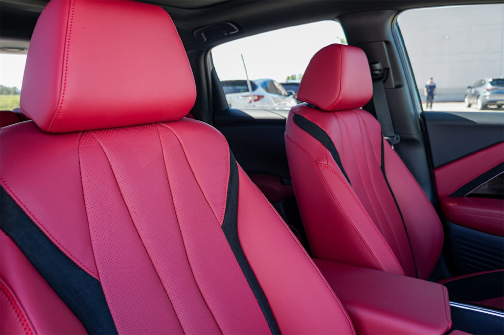 Thumbnail: 2025 Acura ADX - 12