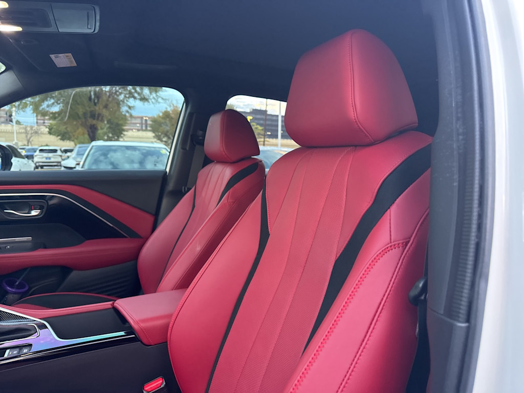 Thumbnail: 2025 Acura ADX - 6