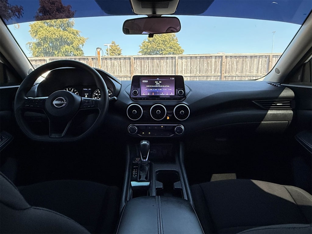 Thumbnail: 2024 Nissan Sentra - 10