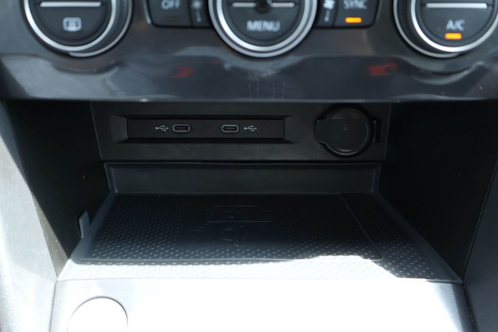 Thumbnail: 2021 Volkswagen Tiguan - 26