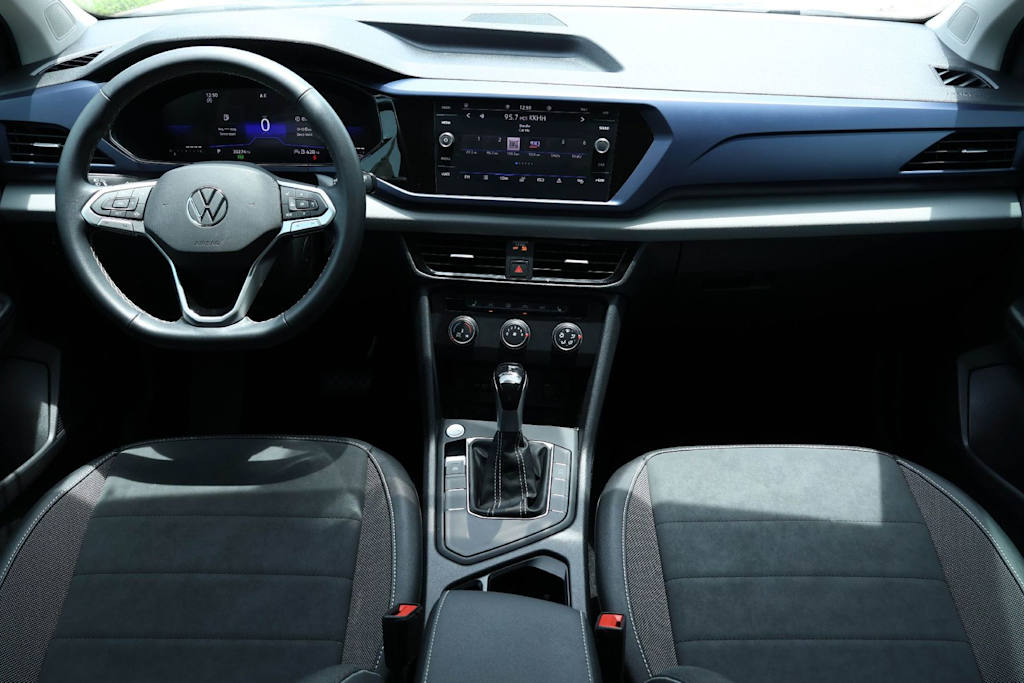 Thumbnail: 2022 Volkswagen Taos - 10