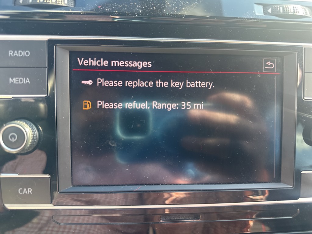 Thumbnail: 2019 Volkswagen Golf - 8