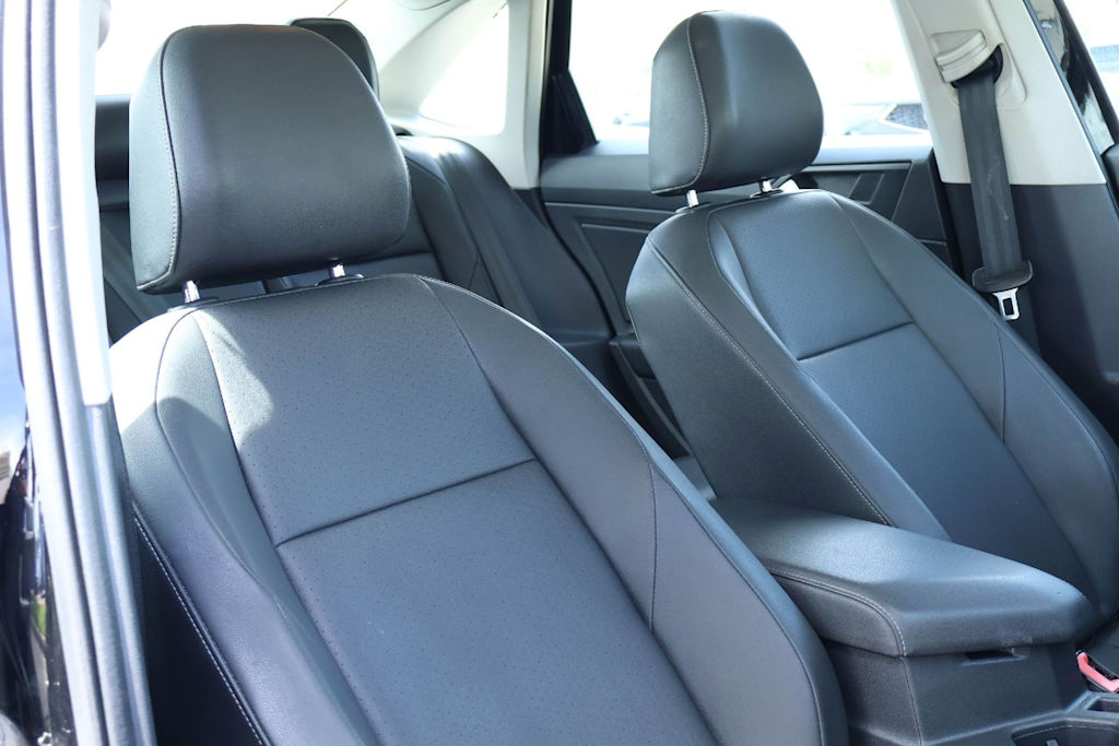 Thumbnail: 2019 Volkswagen Jetta - 21