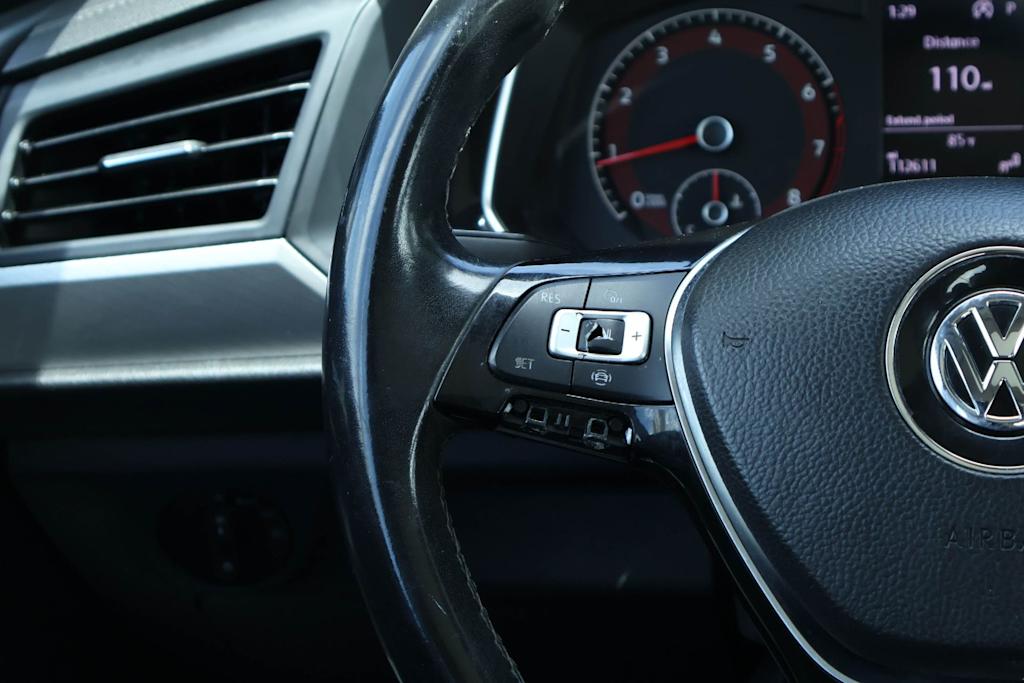 Thumbnail: 2019 Volkswagen Jetta - 22