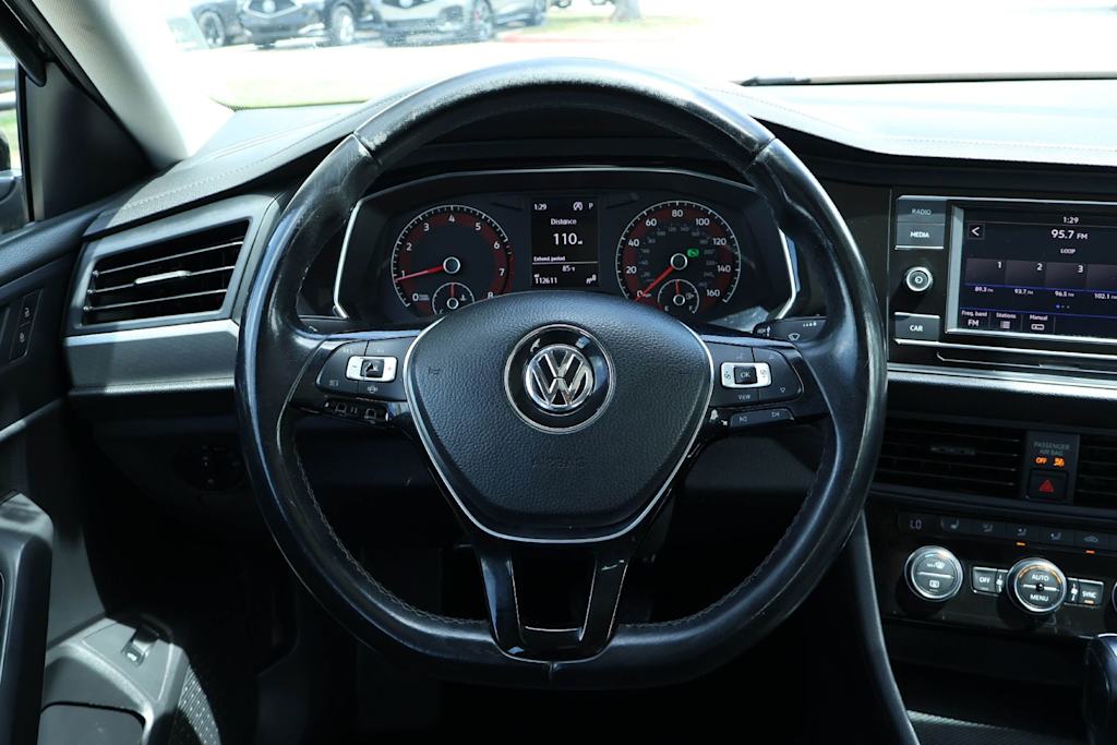 Thumbnail: 2019 Volkswagen Jetta - 14