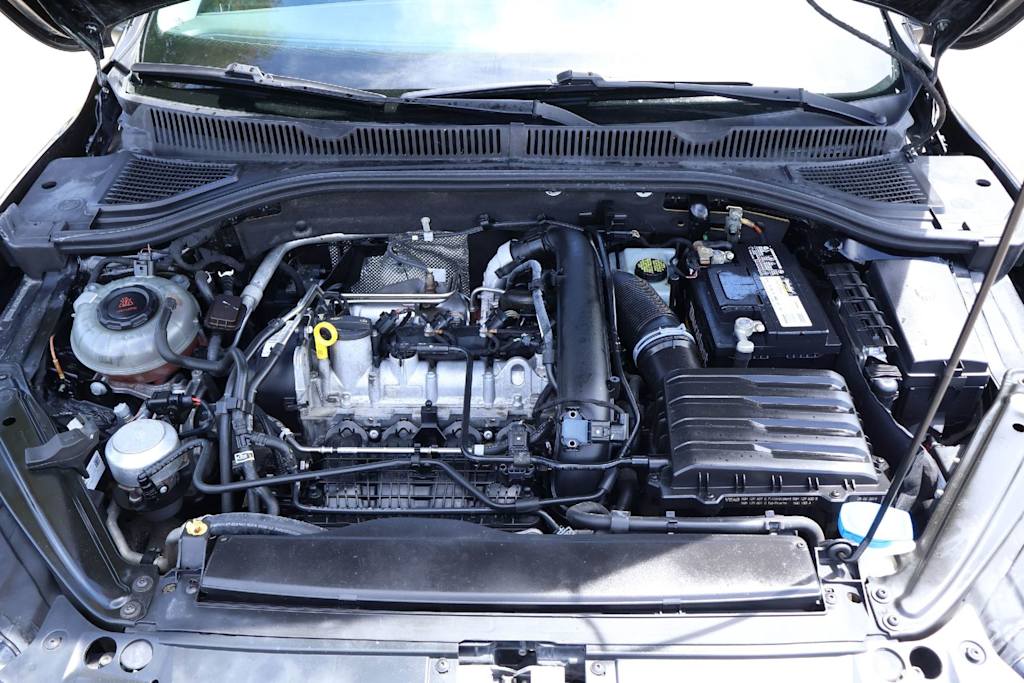 Thumbnail: 2019 Volkswagen Jetta - 9