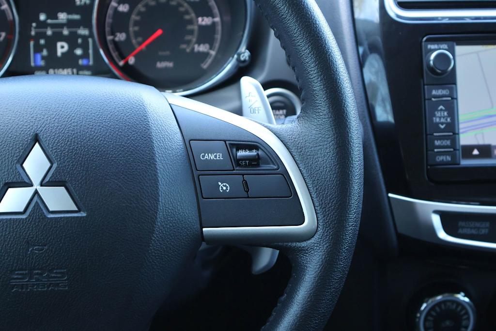 Thumbnail: 2015 Mitsubishi Outlander Sport - 23