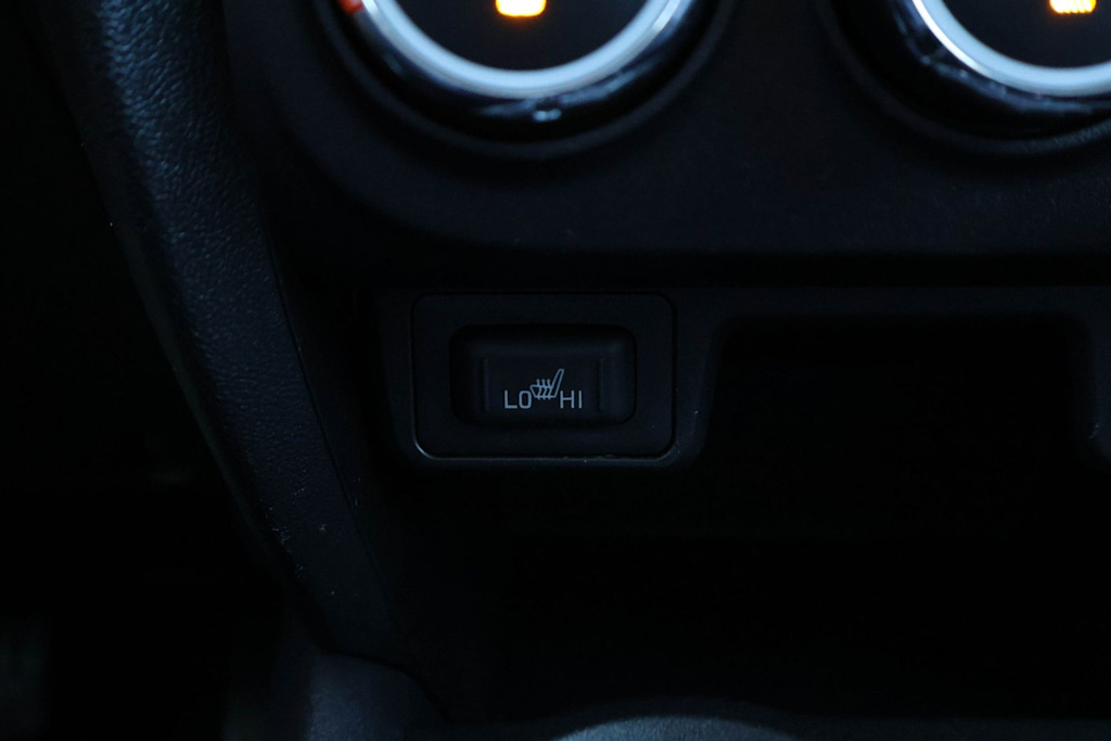 Thumbnail: 2015 Mitsubishi Outlander Sport - 26