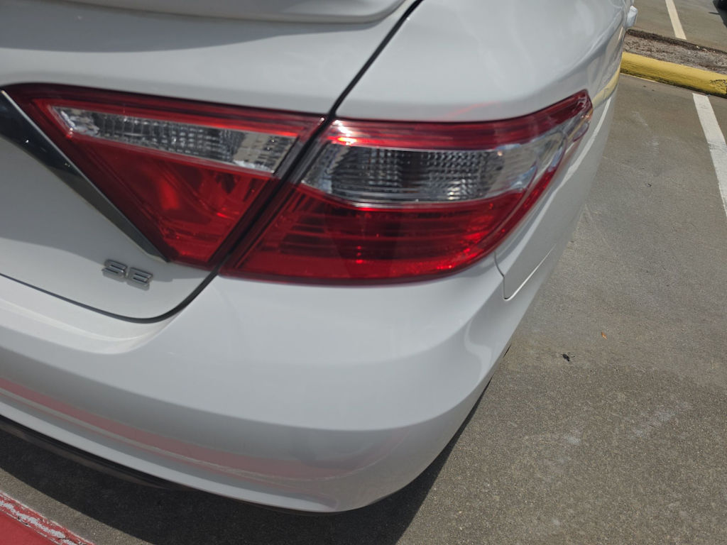Thumbnail: 2015 Toyota Camry - 11