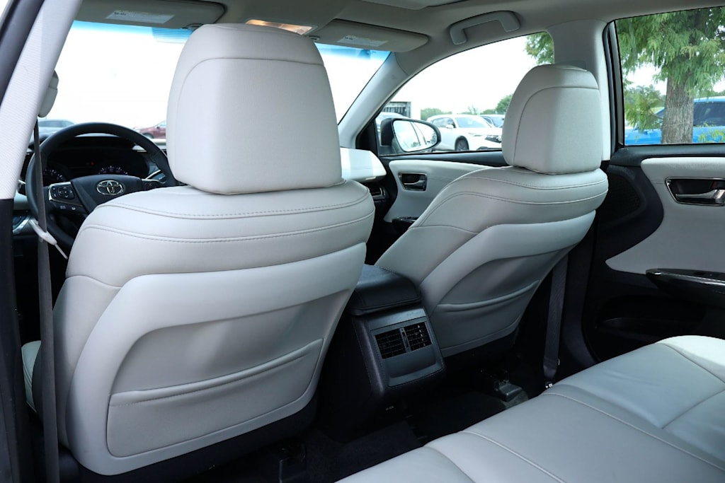 Thumbnail: 2017 Toyota Avalon - 12