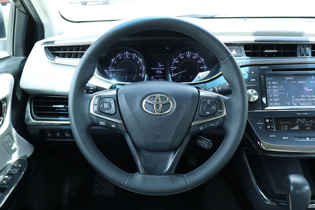 Thumbnail: 2017 Toyota Avalon - 14