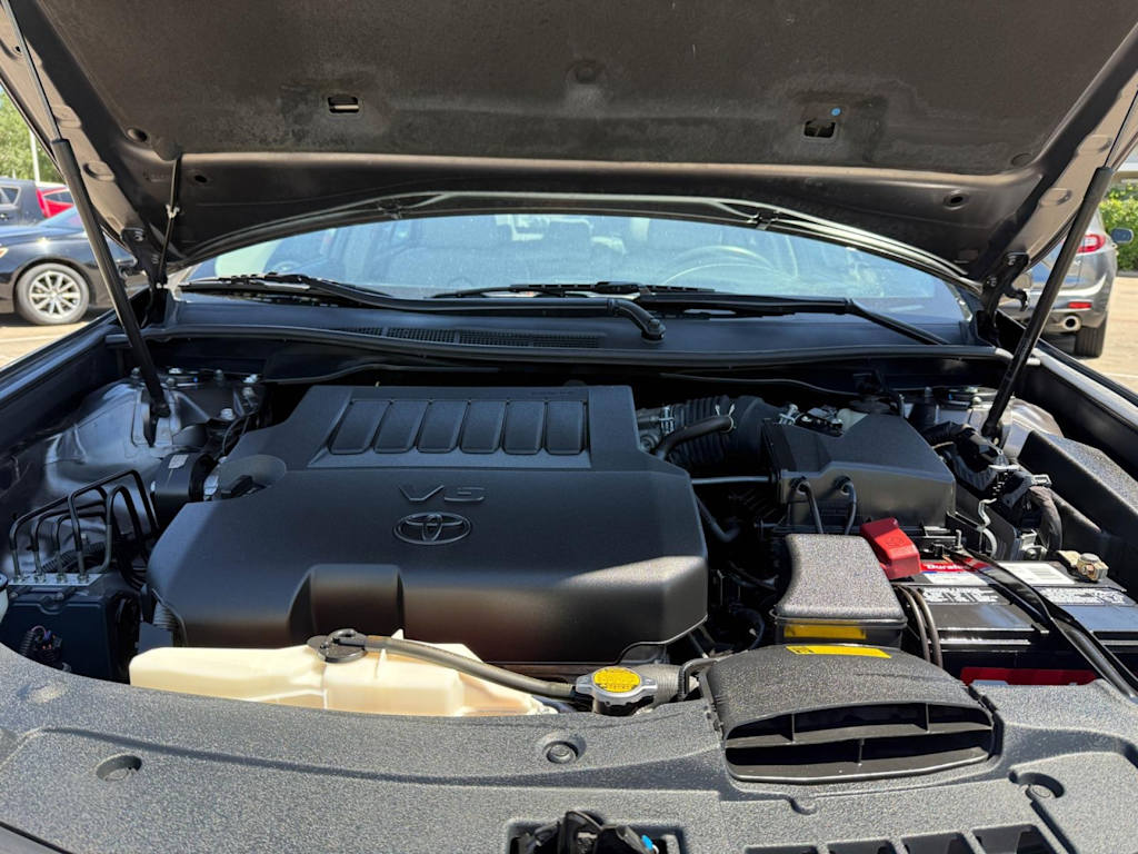 2013 Toyota Camry XLE 8