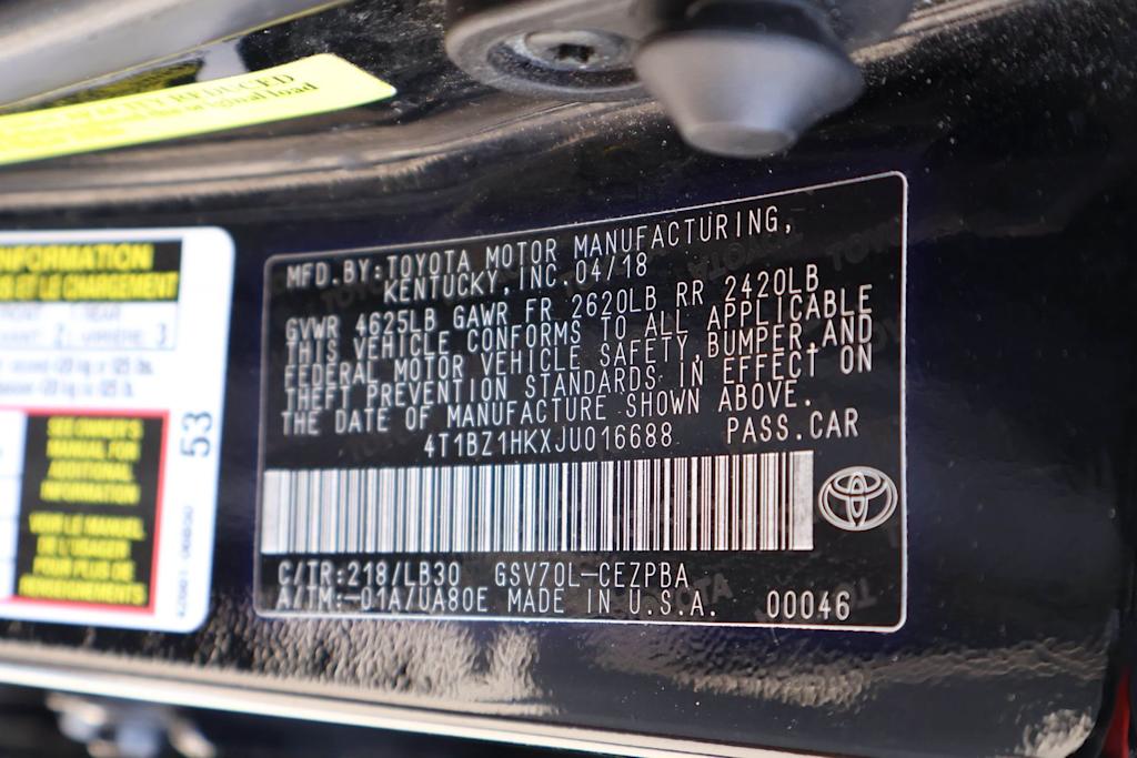 Thumbnail: 2018 Toyota Camry - 18