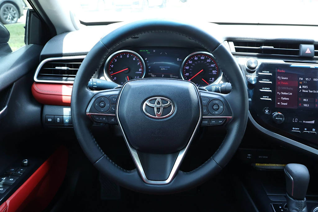 Thumbnail: 2018 Toyota Camry - 12