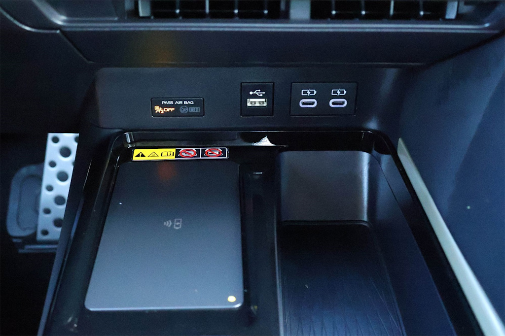 Thumbnail: 2026 Toyota Camry - 25