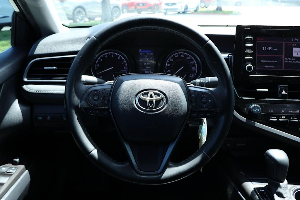 Thumbnail: 2021 Toyota Camry - 14