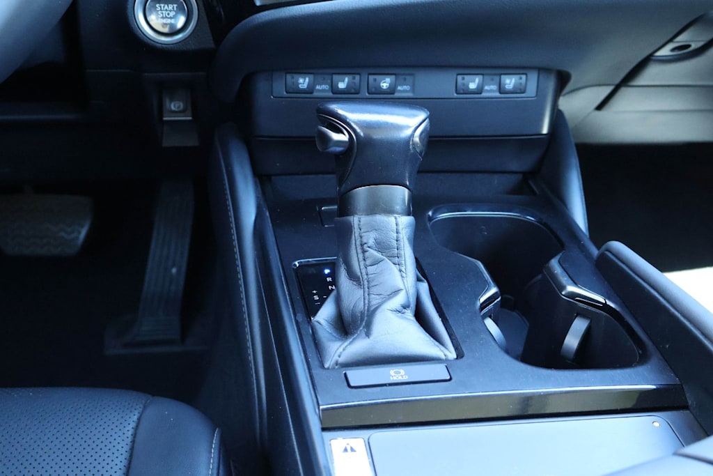 Thumbnail: 2023 Lexus ES - 15