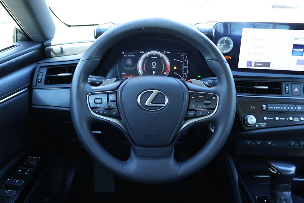 Thumbnail: 2023 Lexus ES - 13