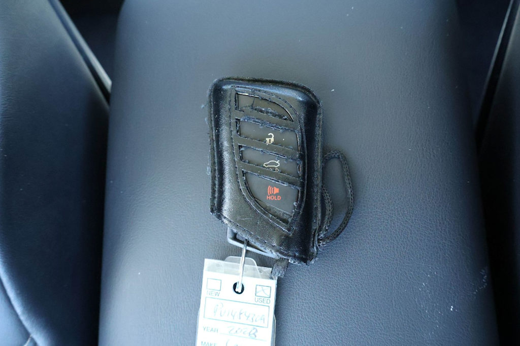 Thumbnail: 2023 Lexus ES - 18