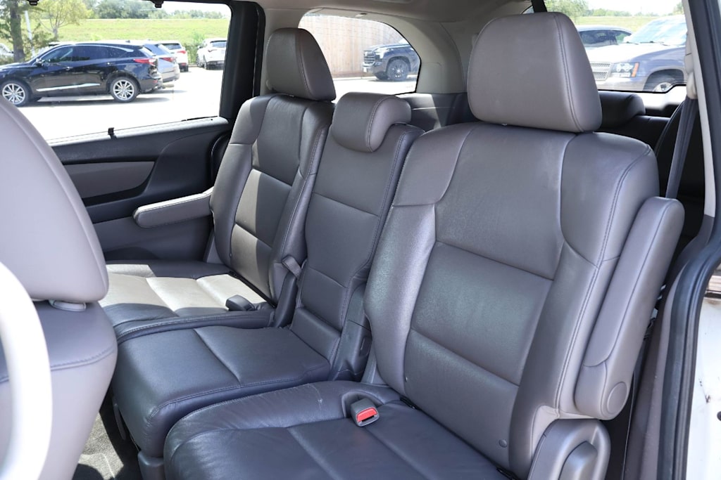 Thumbnail: 2016 Honda Odyssey - 21
