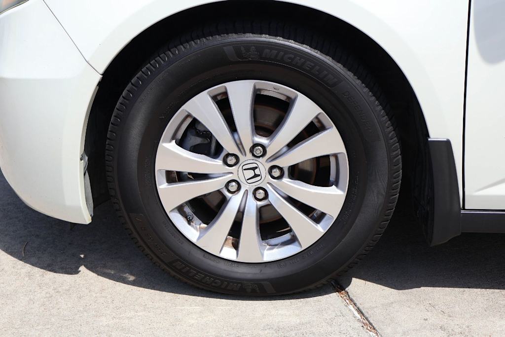 Thumbnail: 2016 Honda Odyssey - 8