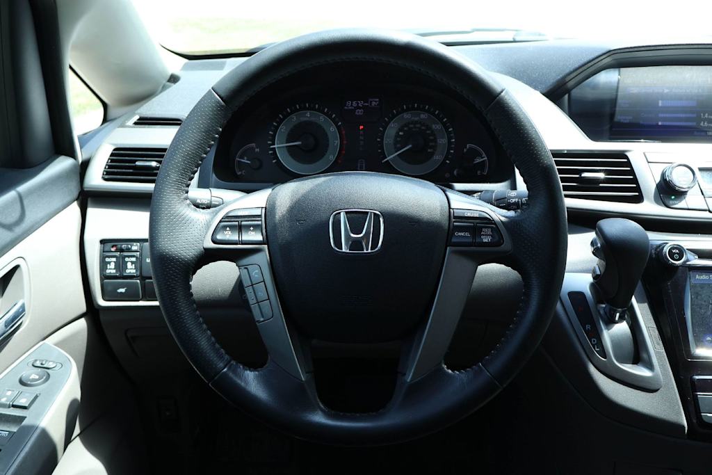Thumbnail: 2016 Honda Odyssey - 14