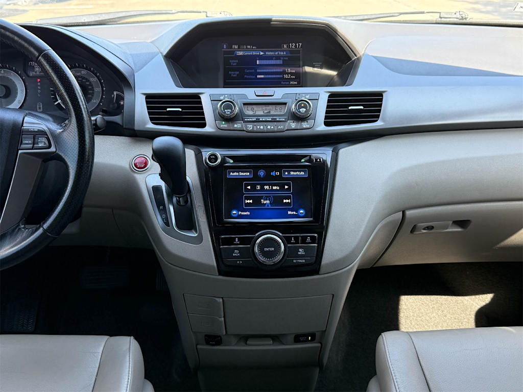 Thumbnail: 2015 Honda Odyssey - 15