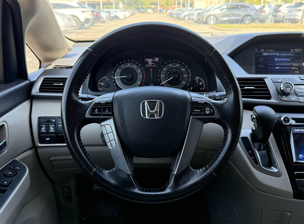 Thumbnail: 2015 Honda Odyssey - 14