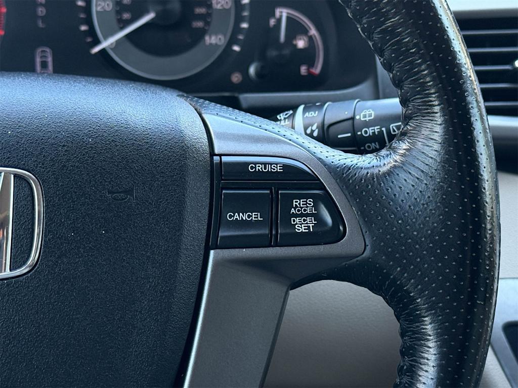 Thumbnail: 2015 Honda Odyssey - 24