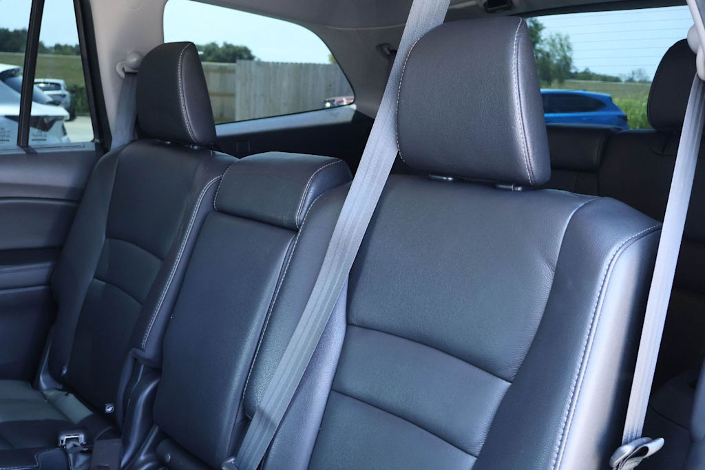 Thumbnail: 2020 Honda Pilot - 13