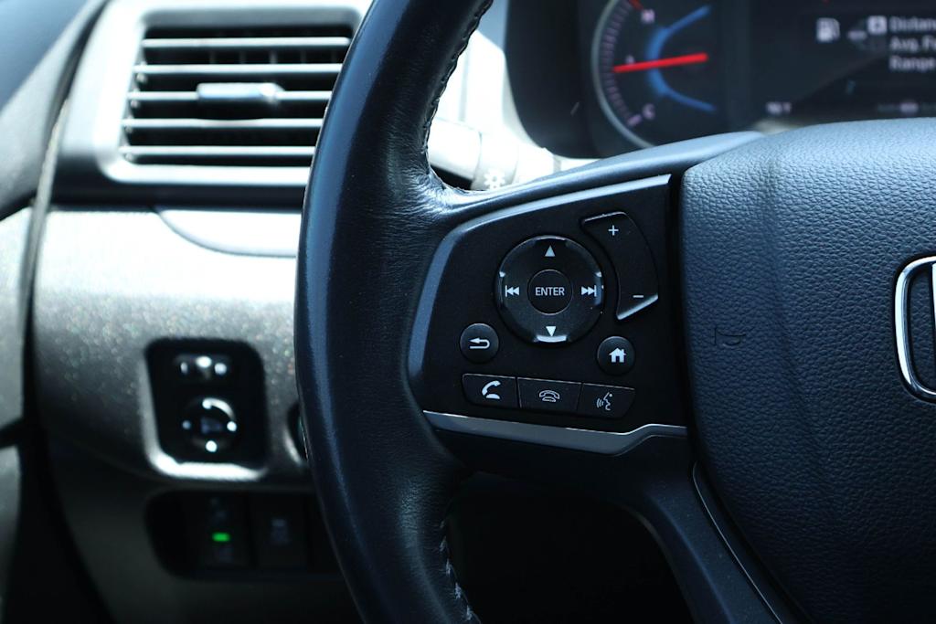 Thumbnail: 2020 Honda Pilot - 22