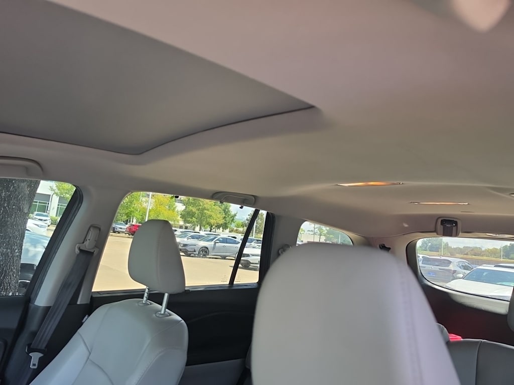 Thumbnail: 2021 Honda Pilot - 10