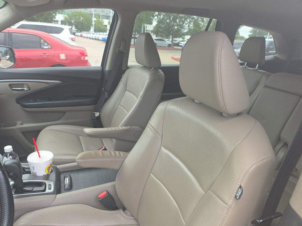 Thumbnail: 2016 Honda Pilot - 5