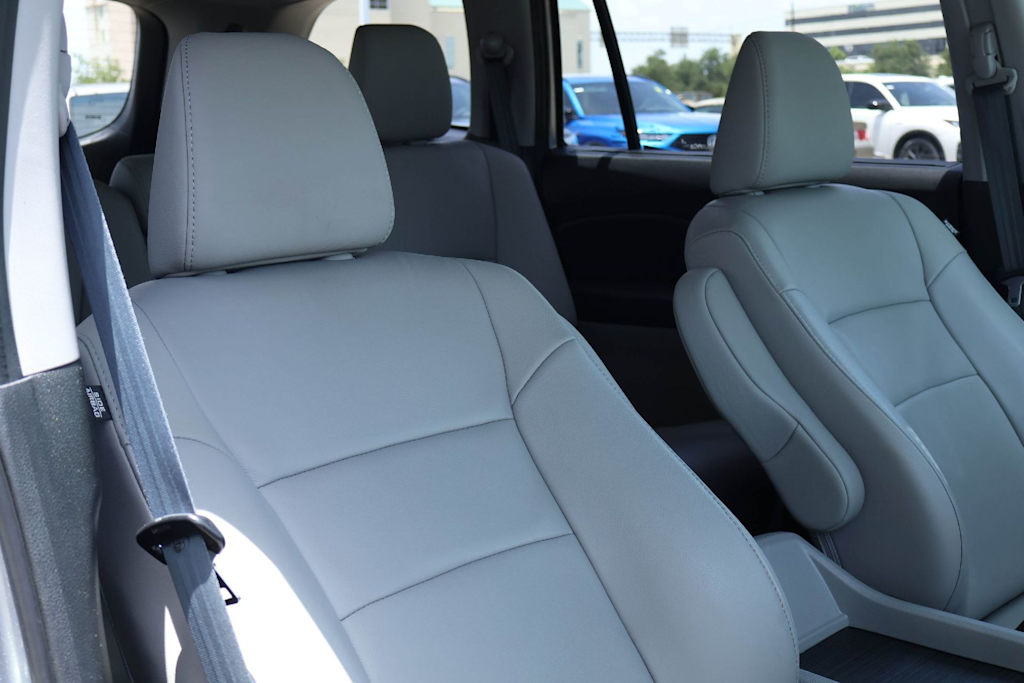 Thumbnail: 2019 Honda Pilot - 12