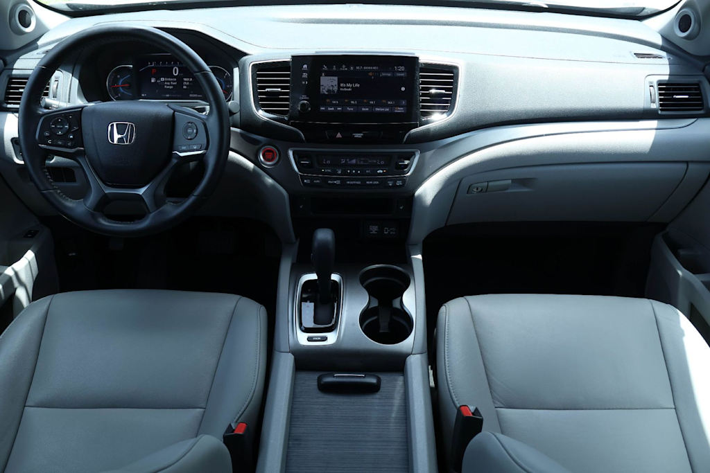 Thumbnail: 2019 Honda Pilot - 10