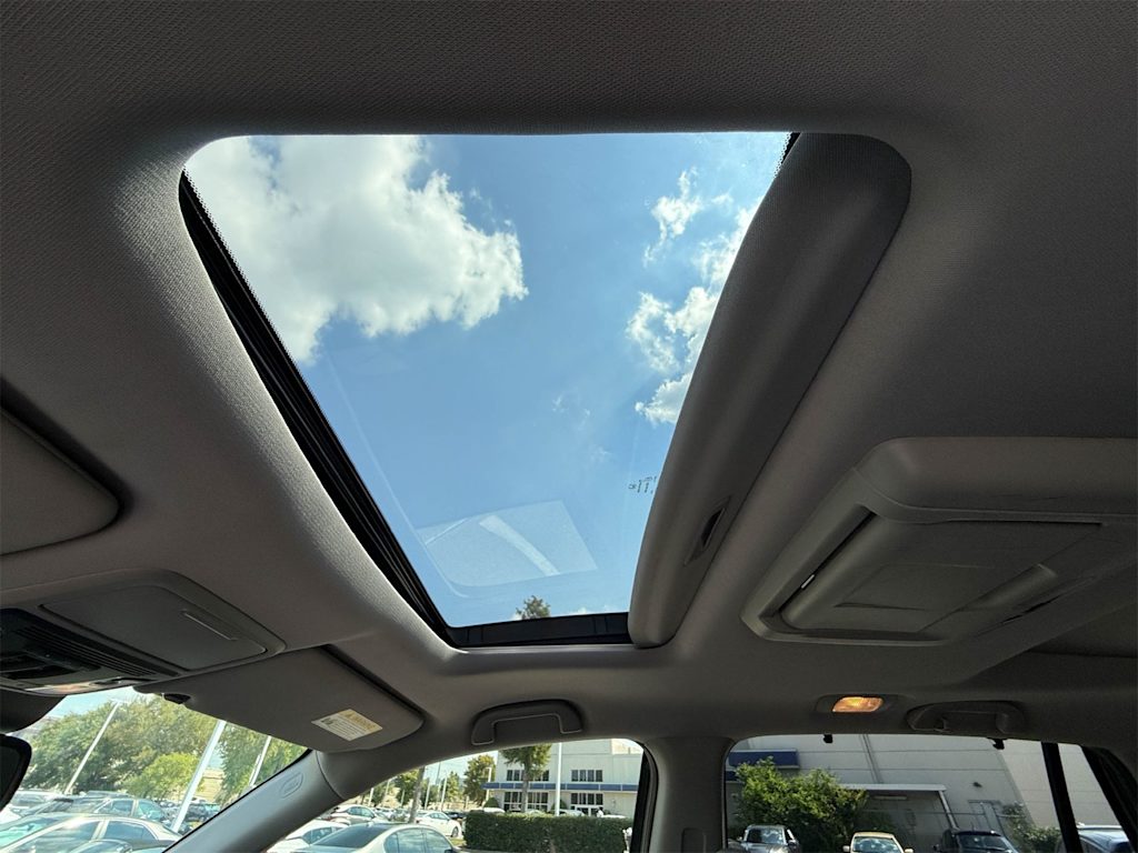 Thumbnail: 2018 Honda Pilot - 29