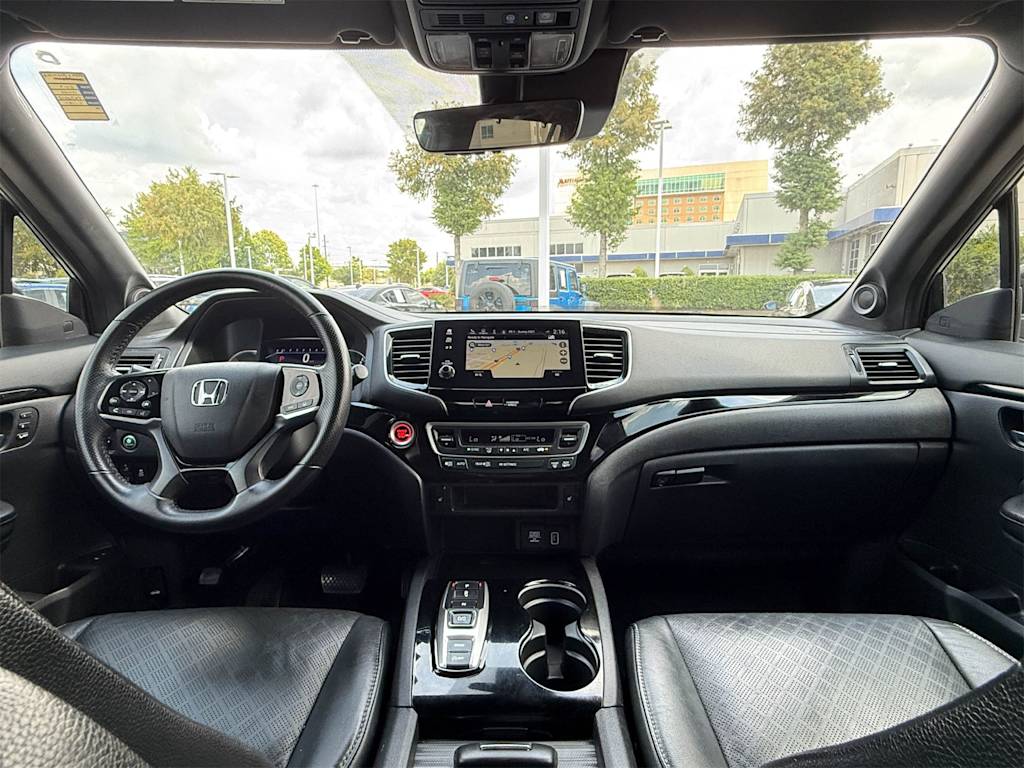 Thumbnail: 2019 Honda Passport - 10