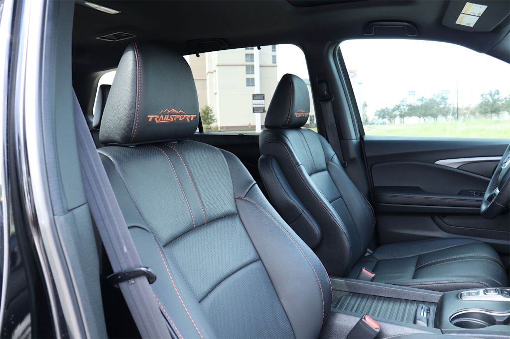 Thumbnail: 2023 Honda Passport - 11