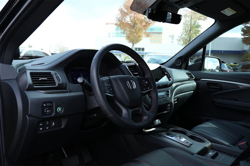 Thumbnail: 2023 Honda Passport - 2