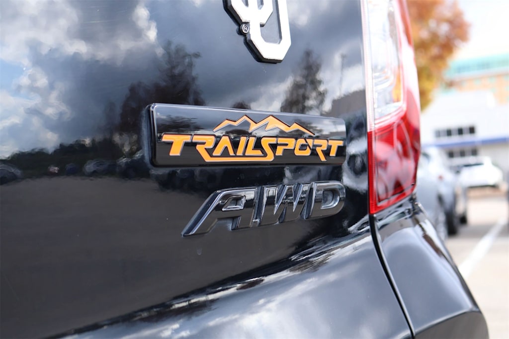 Thumbnail: 2023 Honda Passport - 6