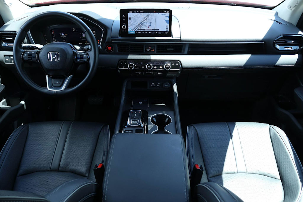 Thumbnail: 2025 Honda Pilot - 10