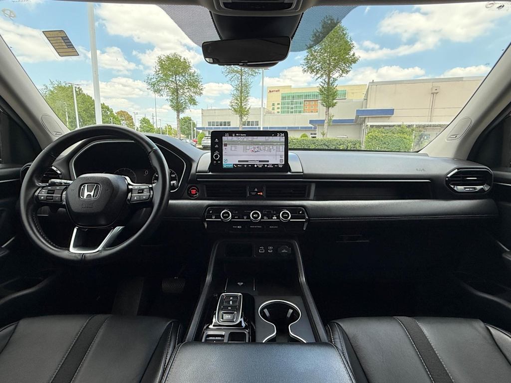 2024 Honda Pilot Touring 10