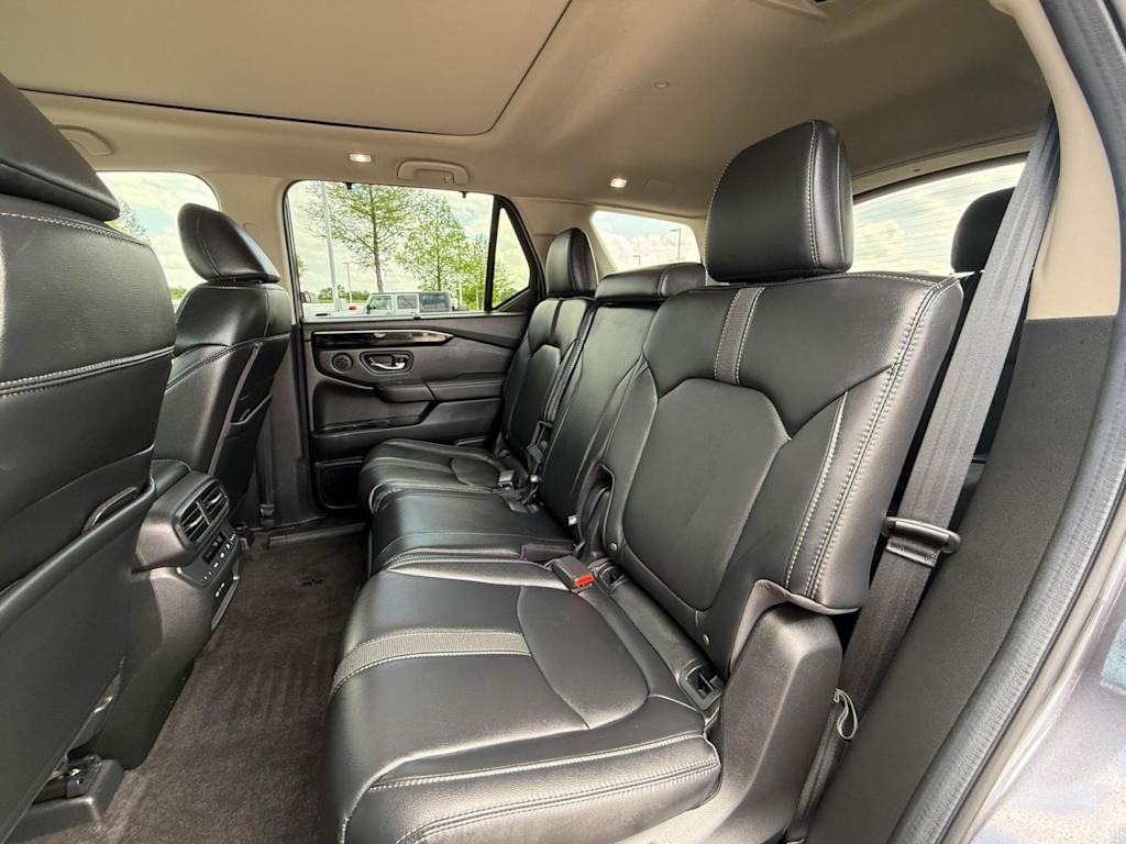 2024 Honda Pilot Touring 21
