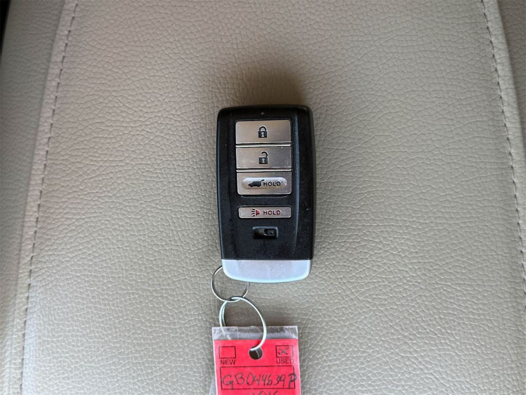 Thumbnail: 2016 Acura MDX - 19