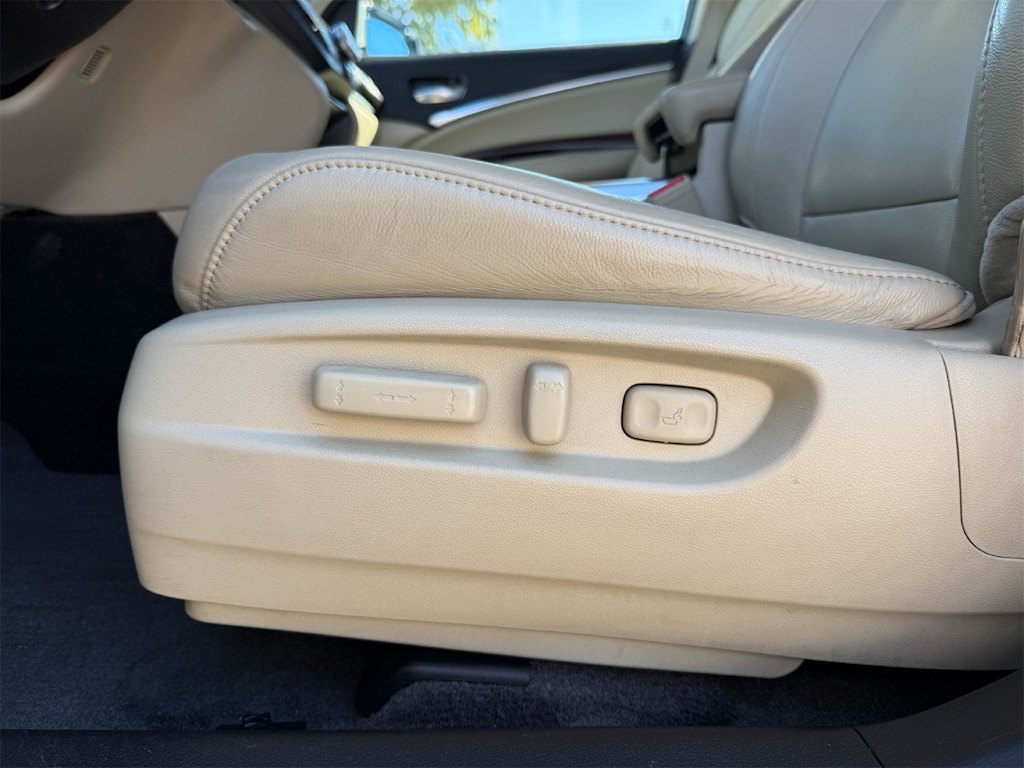 Thumbnail: 2016 Acura MDX - 24