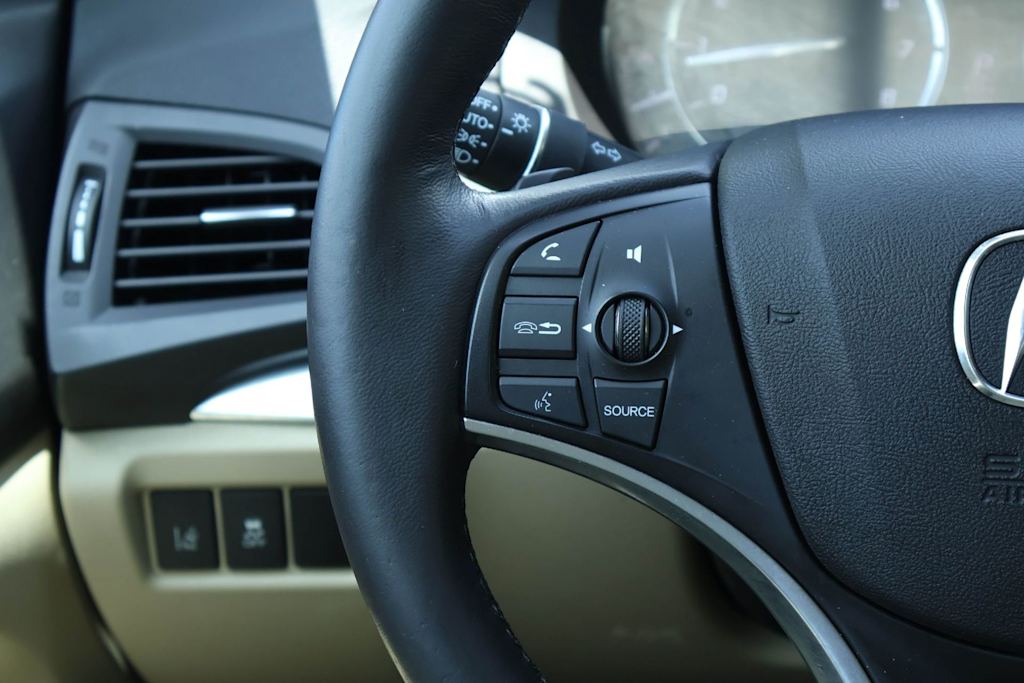 Thumbnail: 2016 Acura MDX - 22
